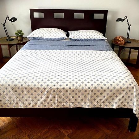 Spacious Bedroom In A Brooklyn House Shared With Host นิวยอร์ก ภายนอก รูปภาพ