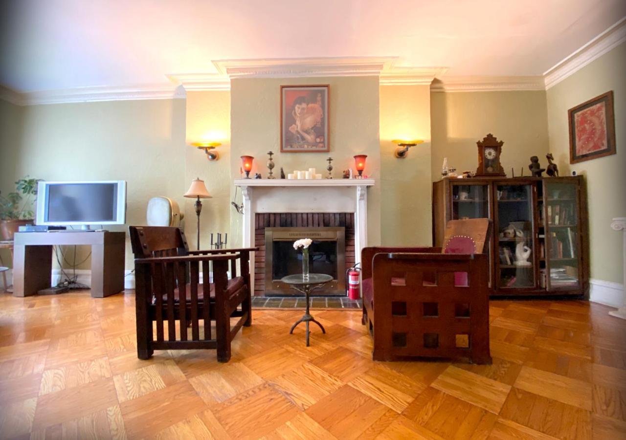 Spacious Bedroom In A Brooklyn House Shared With Host นิวยอร์ก ภายนอก รูปภาพ